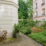 Paris Blomet Design Residence